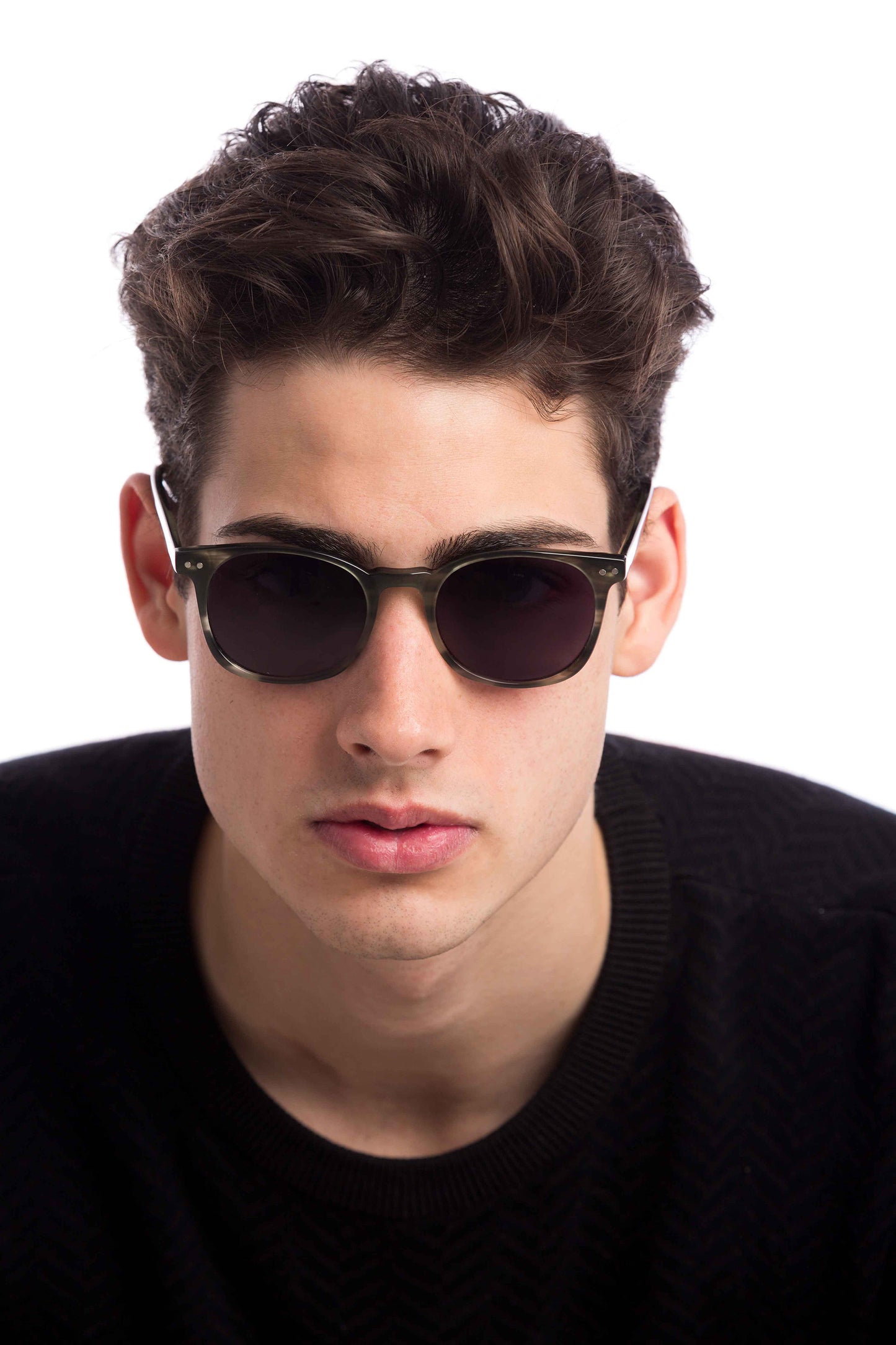 Man Wearing Arrow Sunglasses Readers (Grey)